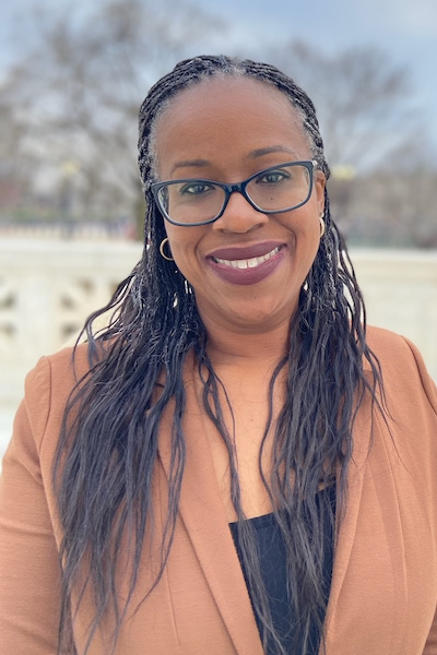 Headshot of La Quenta Lewis, SNHU Student